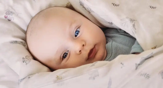 Baby mit kleinem Budget